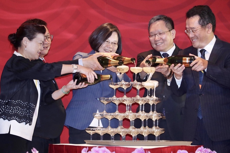 Chinois à Taïwan, auditeurs francophones et importations de vin
