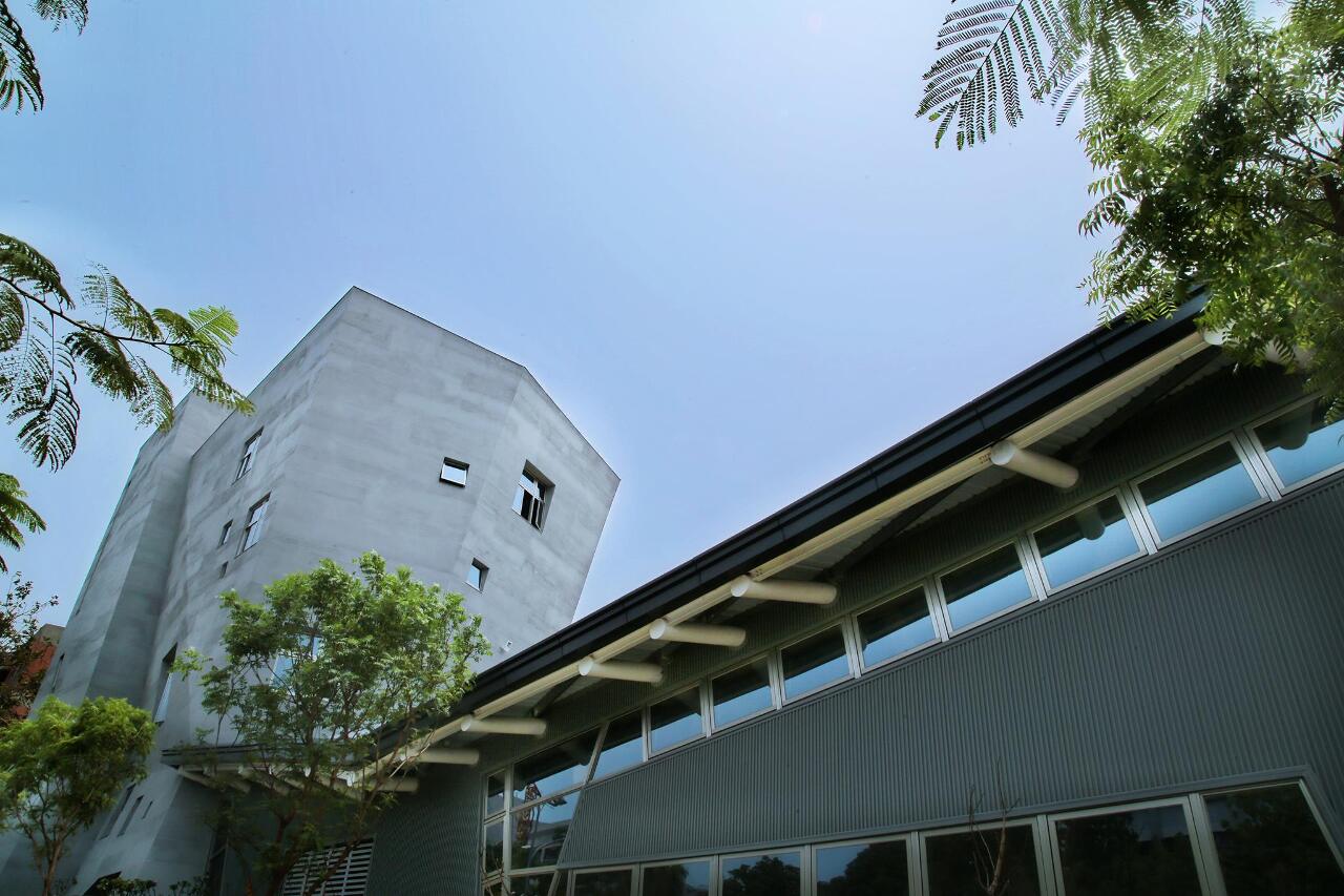 C-Hub : visite d'un centre d'innovation de l'université NCKU où se côtoient étudiants, industriels et professionnels de la ville