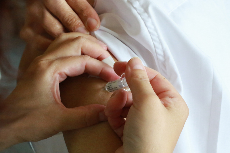 La vaccination des adultes de 50 à 64 ans contre la grippe saisonnière doit être repoussée
