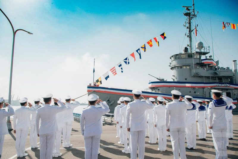 Aurevoir au navire Da Han de la marine taiwanaise