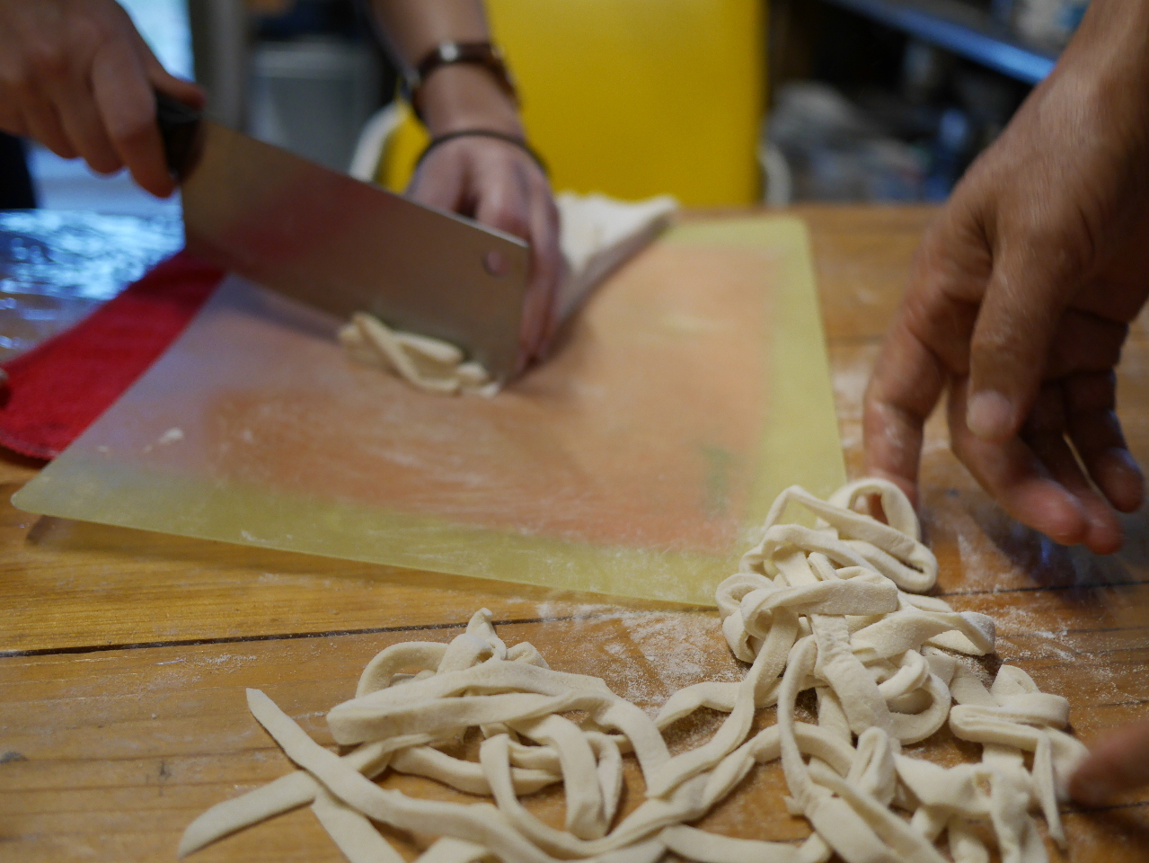 Apprendre à cuisiner des nouilles pour mieux connaître une île