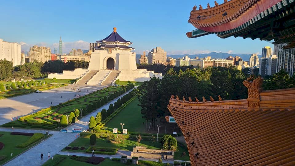 Début de la justice transitionnelle pour le mémorial Tchang Kai-chek