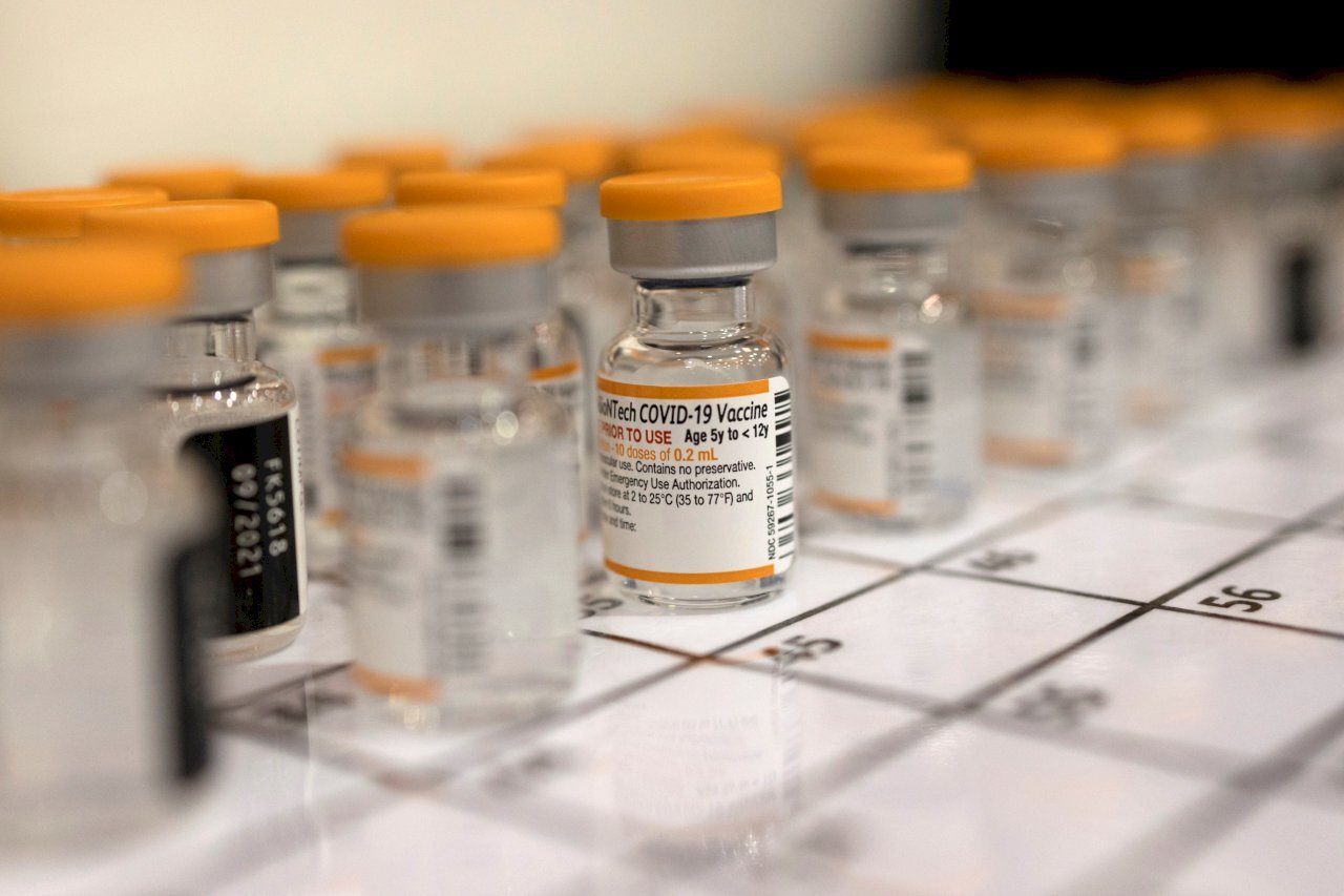 Covid-19 : Taïwan reçoit une première livraison de vaccins BNT pour les jeunes enfants