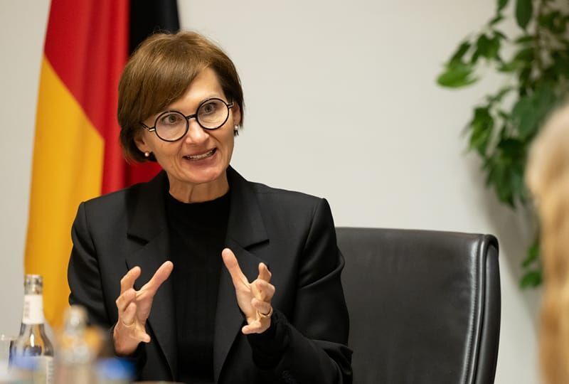 Visite du responsable taïwanais des sciences et technologies en Allemagne et en France