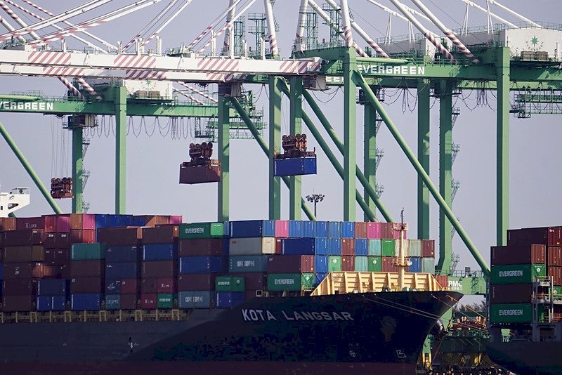 Les exportations en forte baisse au mois de novembre