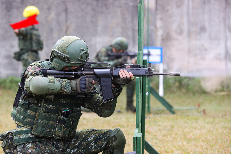La majorité des Taïwanais soutiennent le service militaire obligatoire d’un an