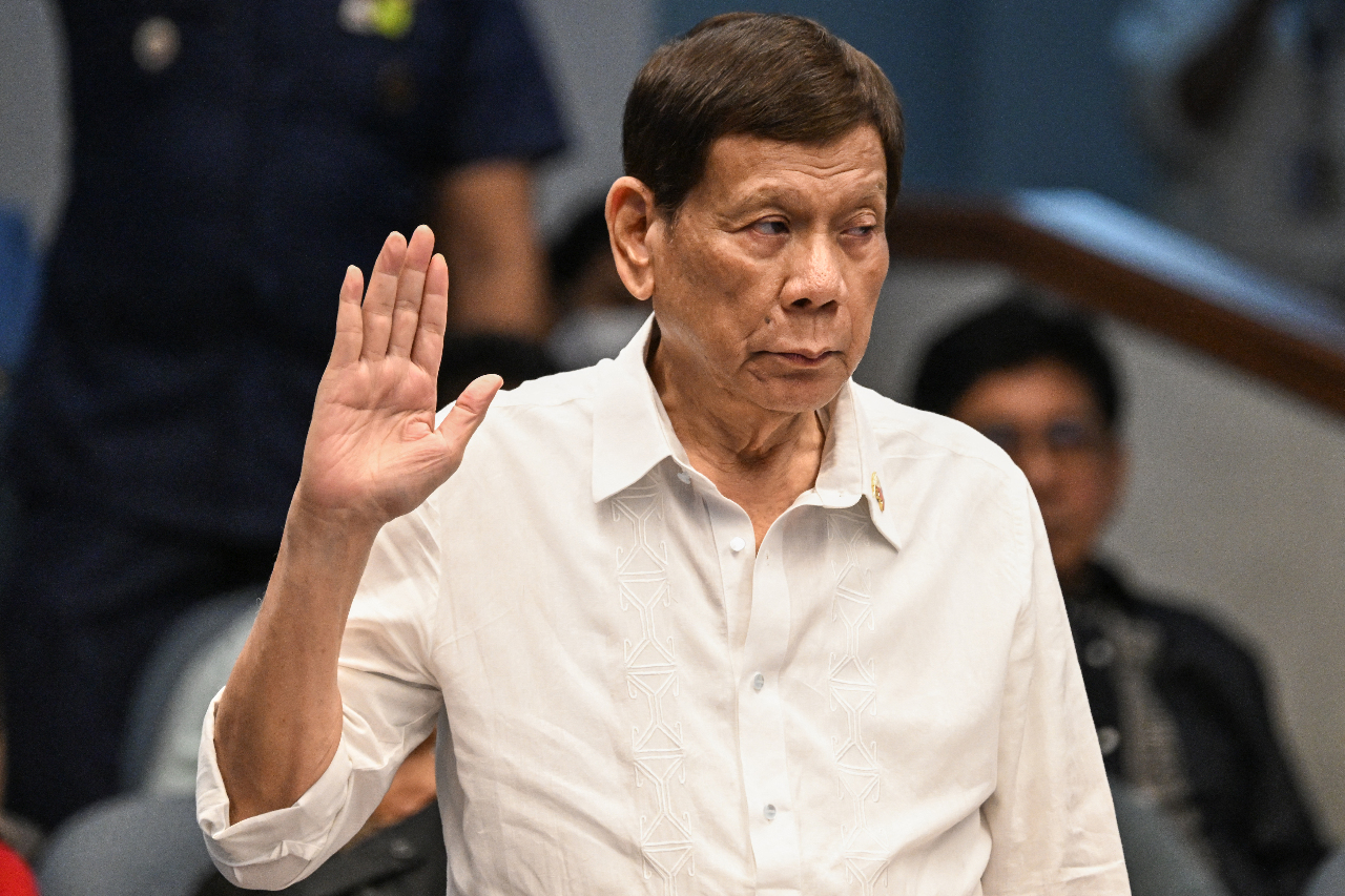 L’arrestation de l’ancien président des Philippines fragilise Pékin au moment où Washington renforce son partenariat avec Manille (1/2)